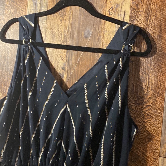 New H&H dress - Picture 2 of 6